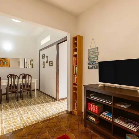 House 1 Apartmán *