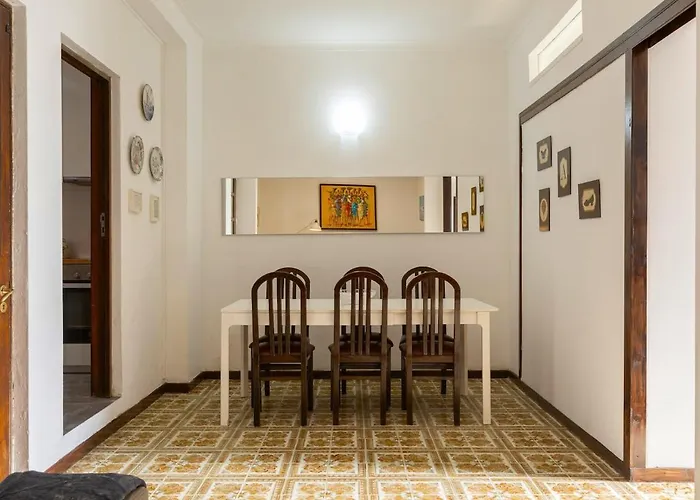 House Апартаменты *