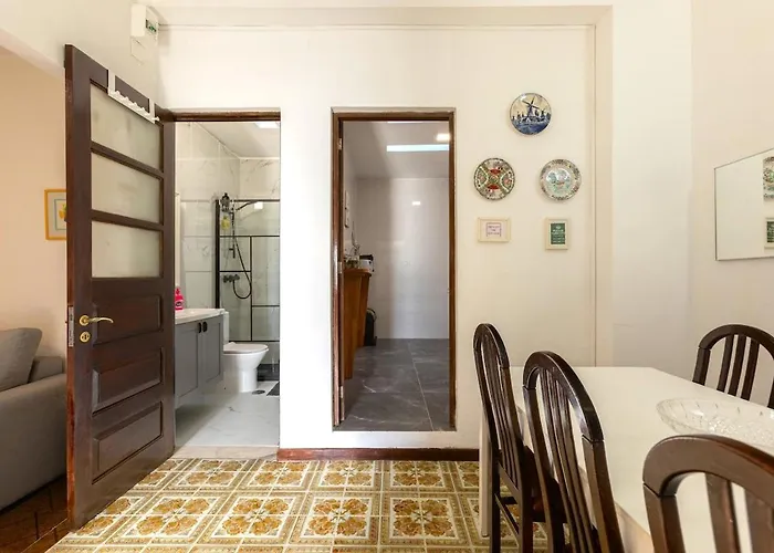 House Апартаменты *